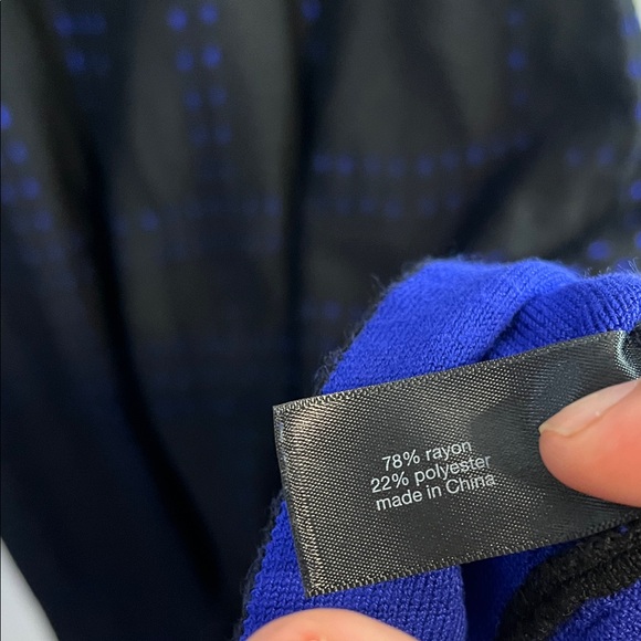 Lane Bryant Black and Blue Patterned 3/4 Sleeve Dress - Picture 5 of 11